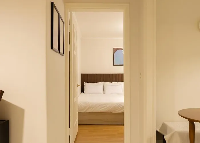 公寓 Soohah Stay, Line 9 Express Yeomchang Station 6 Minutes, Incheon Airport, Hongdae, Gangnam, Gocheok Dome, 6-person Two-room