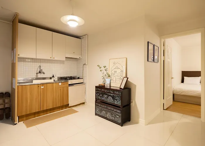 Soohah Stay, Line 9 Express Yeomchang Station 6 Minutes, Incheon Airport, Hongdae, Gangnam, Gocheok Dome, 6-person Two-room 公寓 *