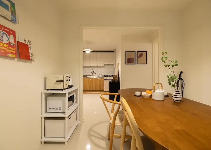 Soohah Stay, Line 9 Express Yeomchang Station 6 Minutes, Incheon Airport, Hongdae, Gangnam, Gocheok Dome, 6-person Two-room