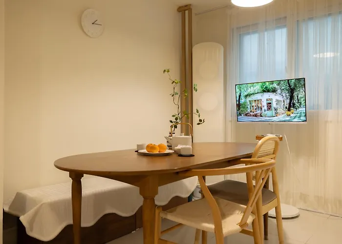 Soohah Stay, Line 9 Express Yeomchang Station 6 Minutes, Incheon Airport, Hongdae, Gangnam, Gocheok Dome, 6-person Two-room 首爾